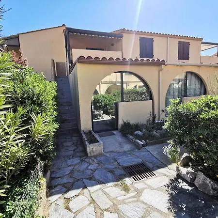 Equateur - 4 Personnes 4 Couchages Port Mae-4493 Leucate