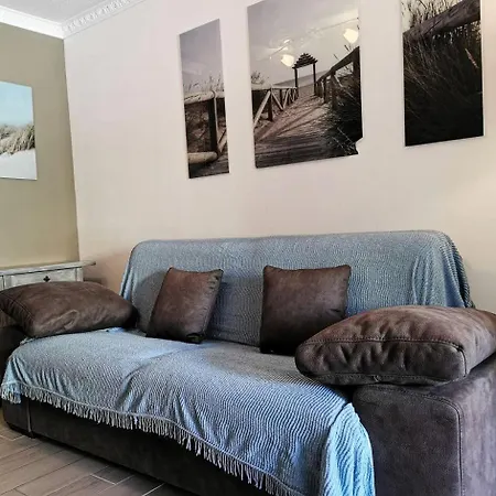 Equateur - 4 Personnes 4 Couchages Port Mae-4493 *