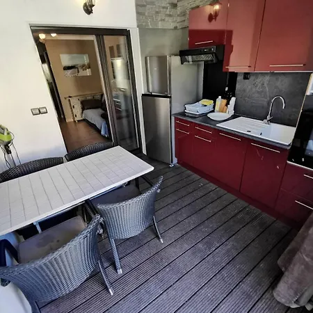 Equateur - 4 Personnes 4 Couchages Port Mae-4493 * Leucate